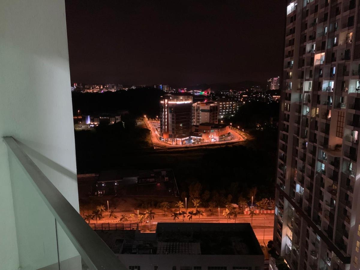 Cosy Studio Netflix Selfcheckin Cyberjaya 2 エクステリア 写真