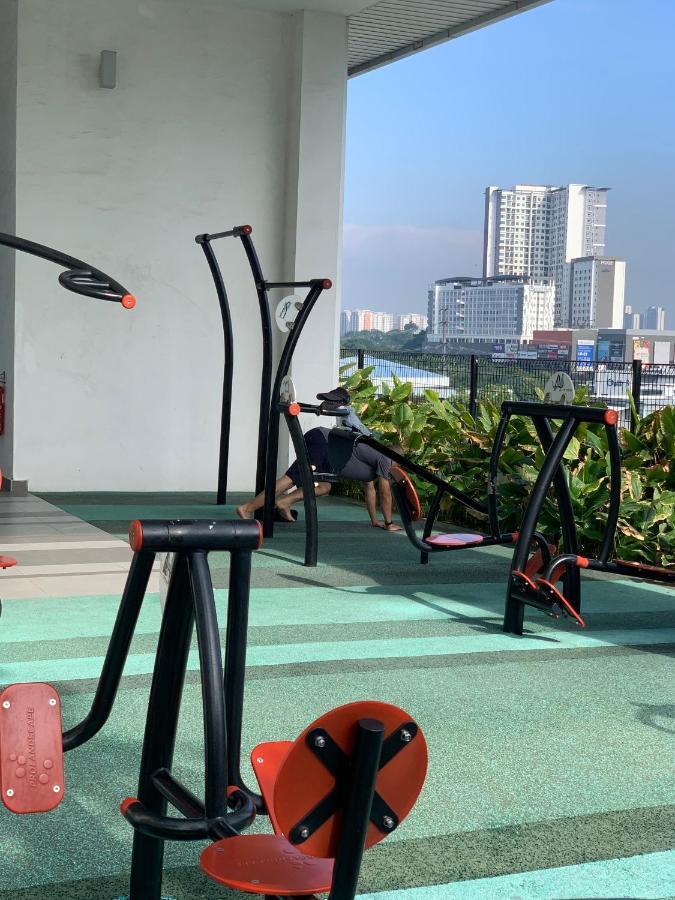 Cosy Studio Netflix Selfcheckin Cyberjaya 2 エクステリア 写真