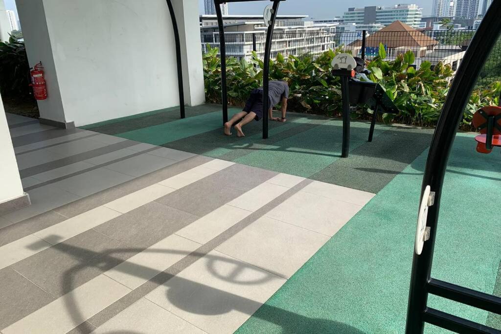 Cosy Studio Netflix Selfcheckin Cyberjaya 2 エクステリア 写真